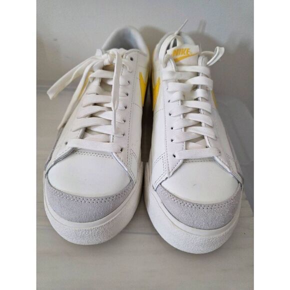 Nike Women's Nike Blazer Low Platform Size 7.5 - Picture 4 of 11